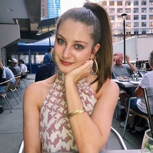 Meet your Posher, Lily